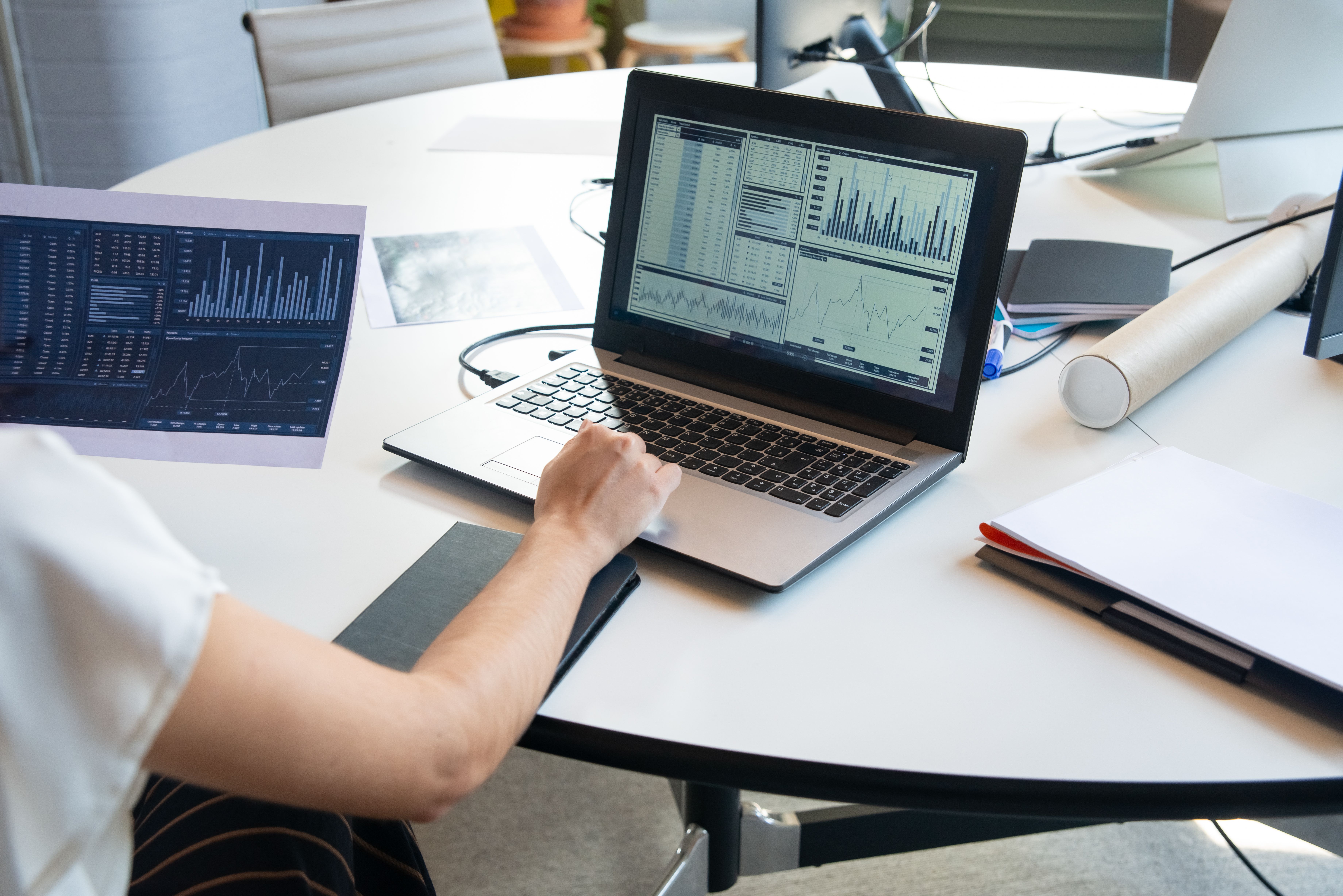 Social data analytics